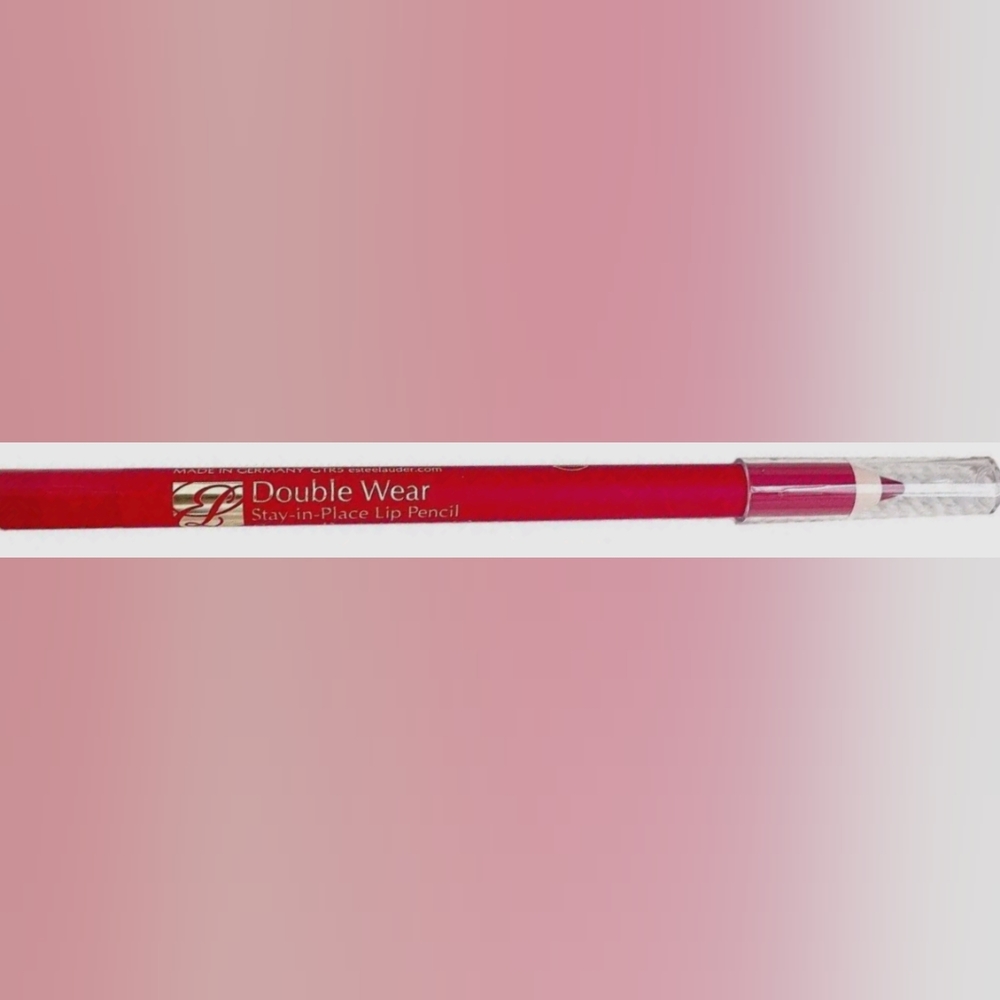 🆕 Double Wear Stay-in-Place Lip Pencil